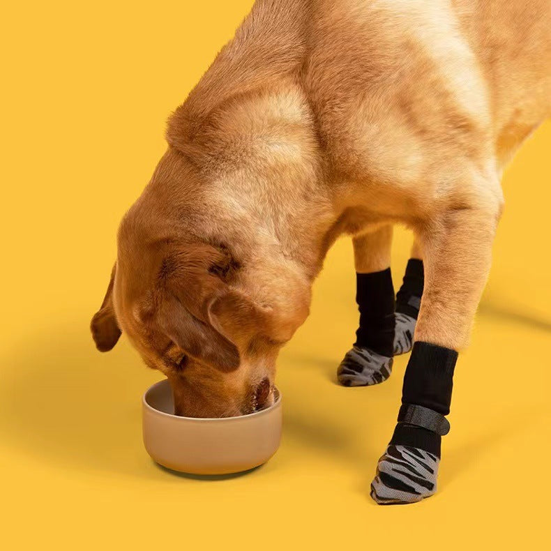 🧦 Calzini impermeabili antiscivolo per cani e gatti – protezione zampe
